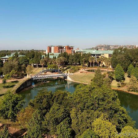 Anew Hotel Roodepoort Johannesburg Exterior foto