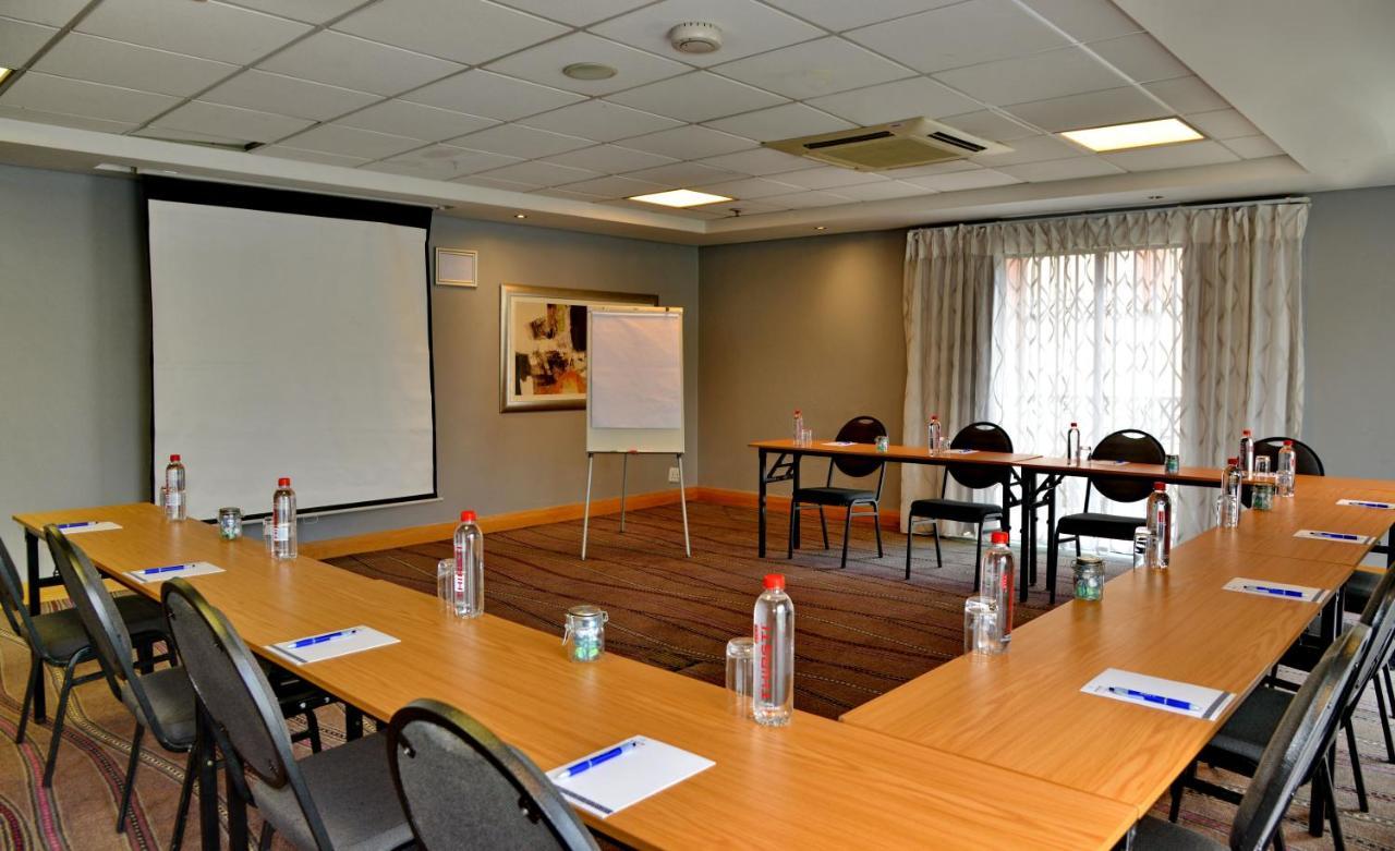 Anew Hotel Roodepoort Johannesburg Exterior foto